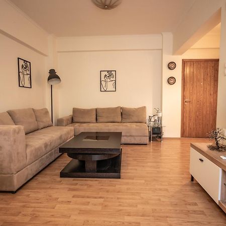 Apartament Central Escape Kalamata Zewnętrze zdjęcie
